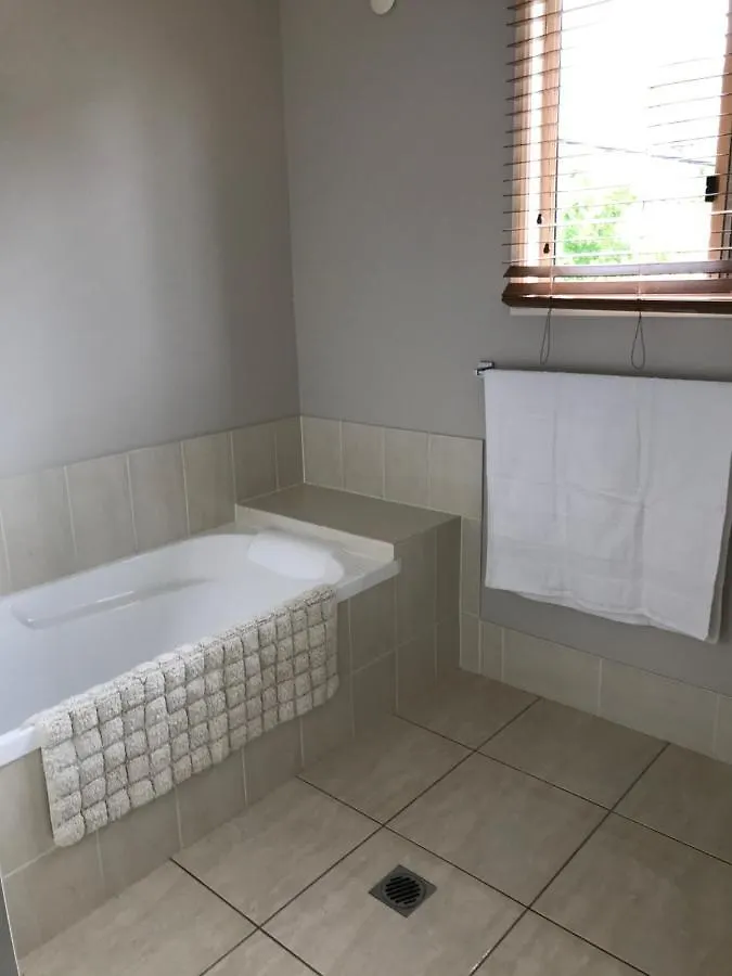 Holiday home Tamborine Mountain Accommodation